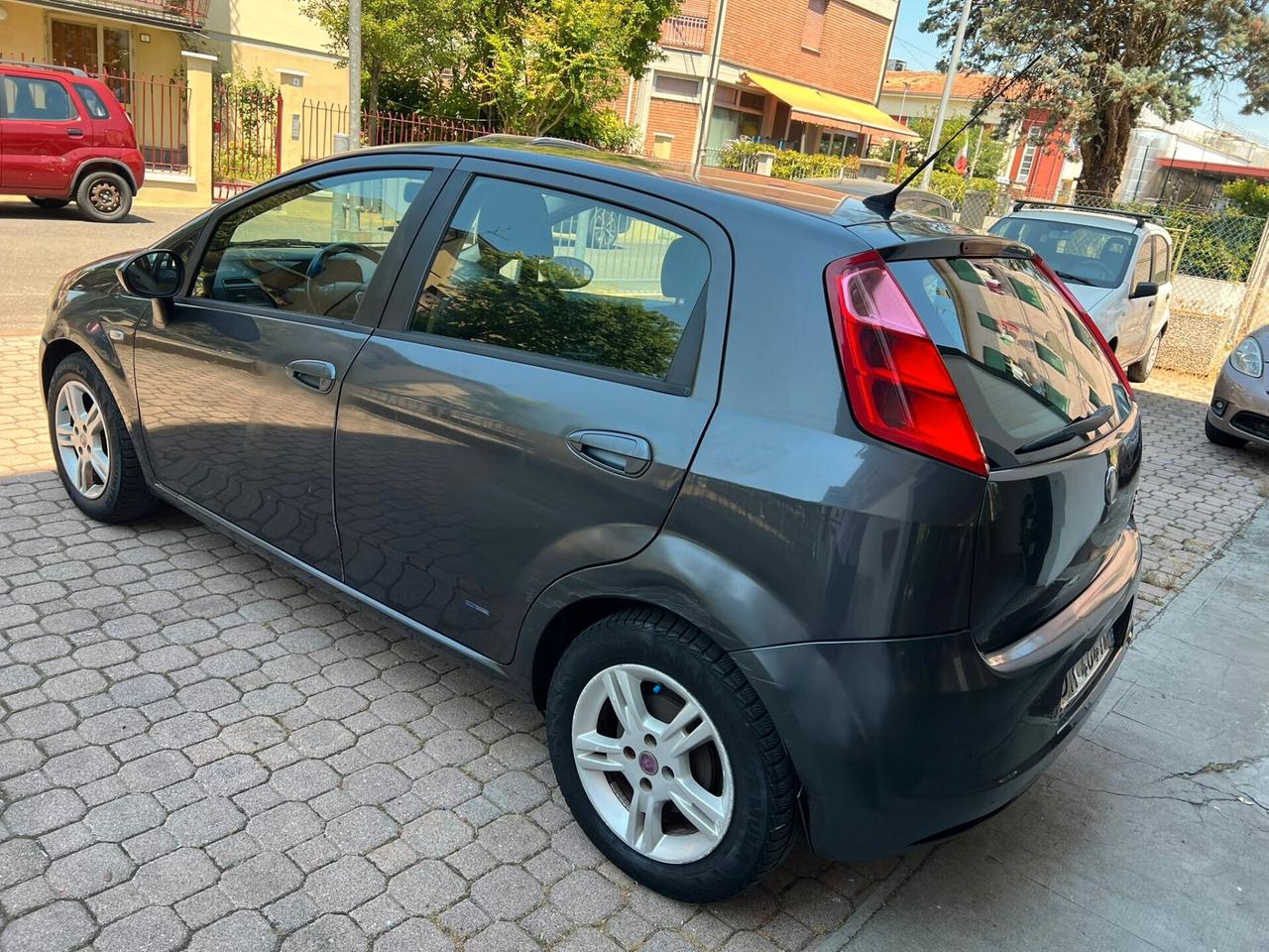 Fiat Grande Punto 1.3 90CV DIESEL 128.000KM