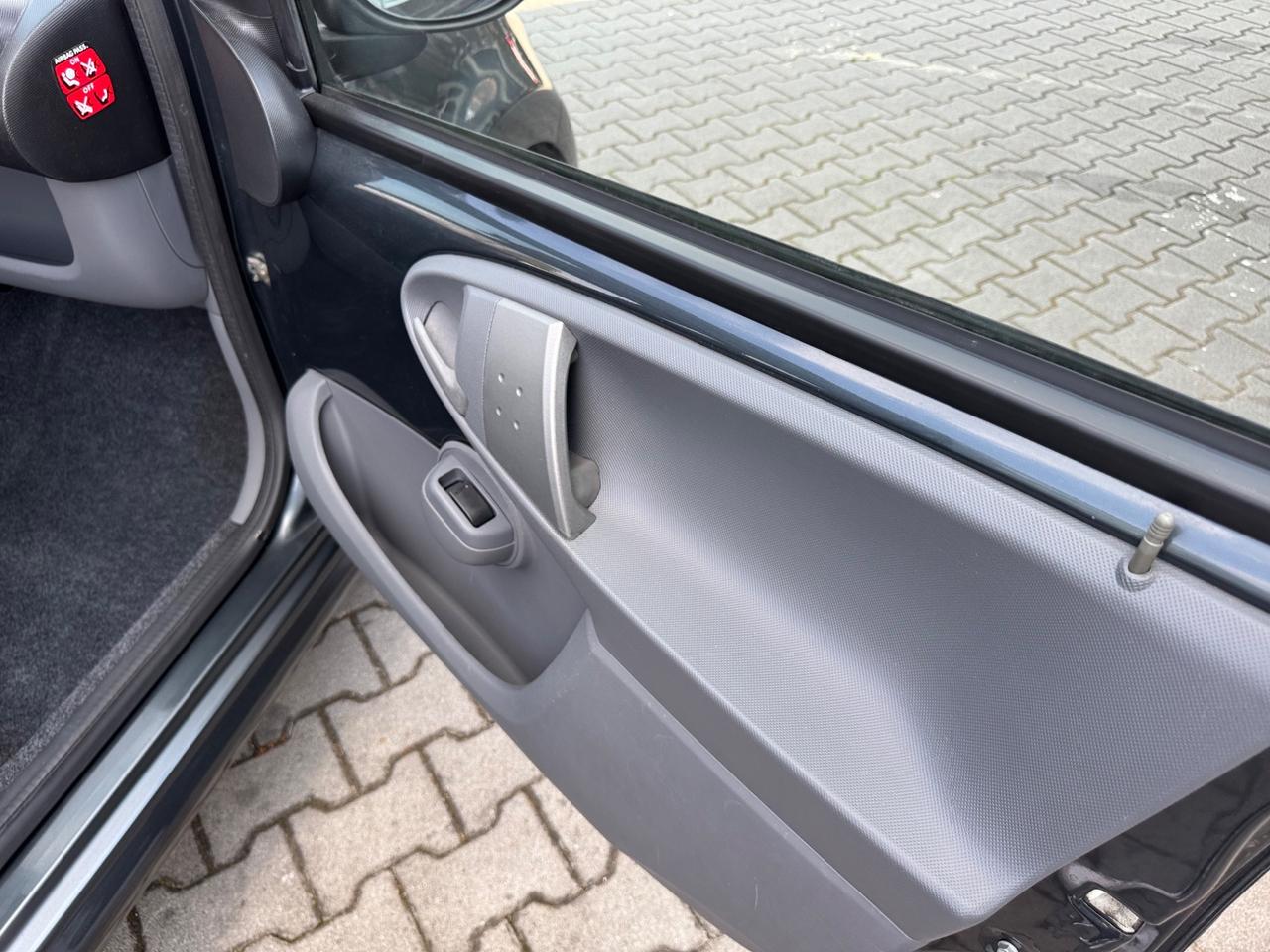 Citroen C1 1.0 5 porte neopatentati 73000km