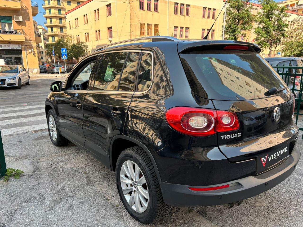 Volkswagen Tiguan 2.0 16V TDI DPF Sport & Style (18°)