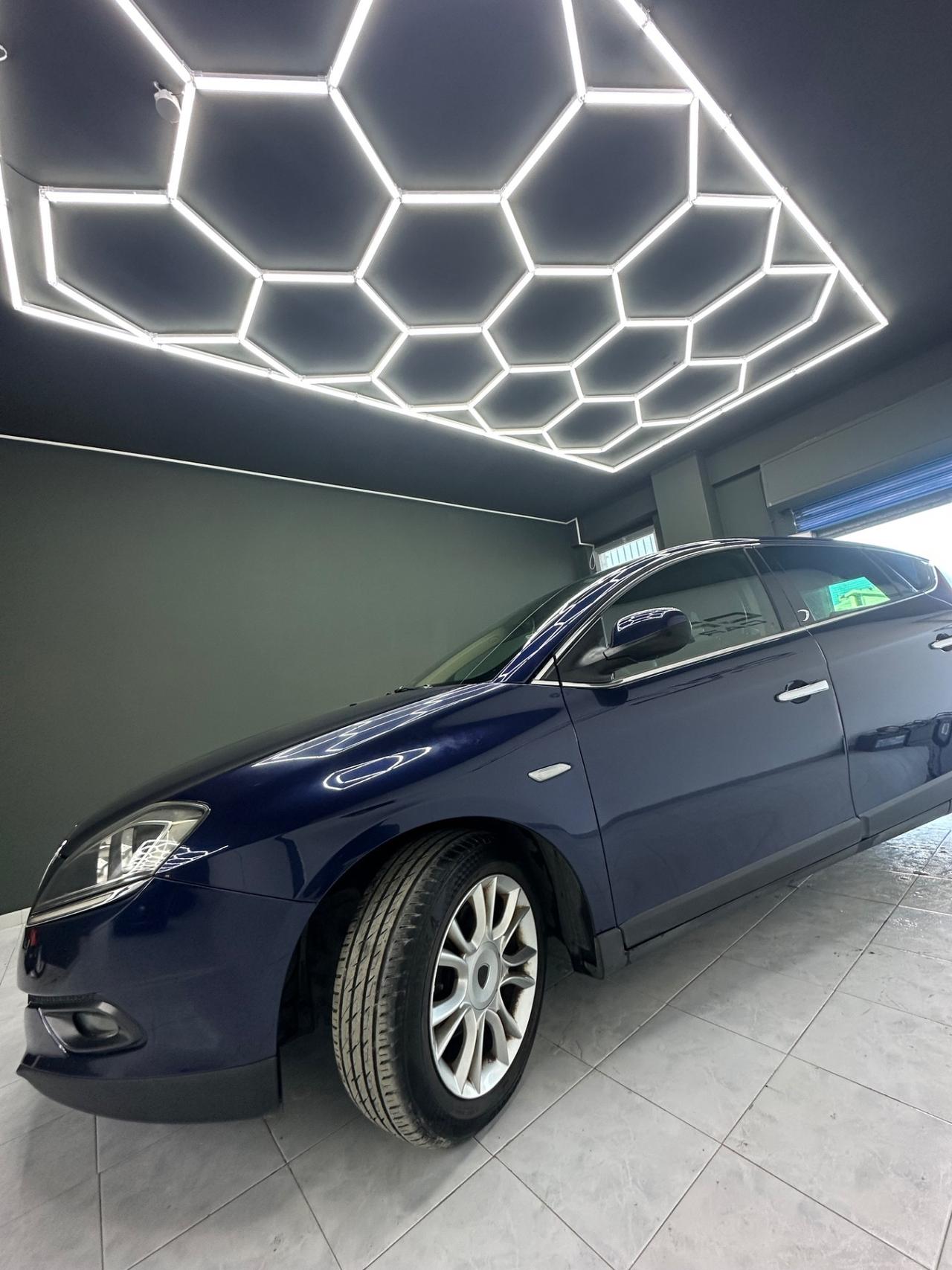 Lancia Delta 1.6 MJT DPF Argento