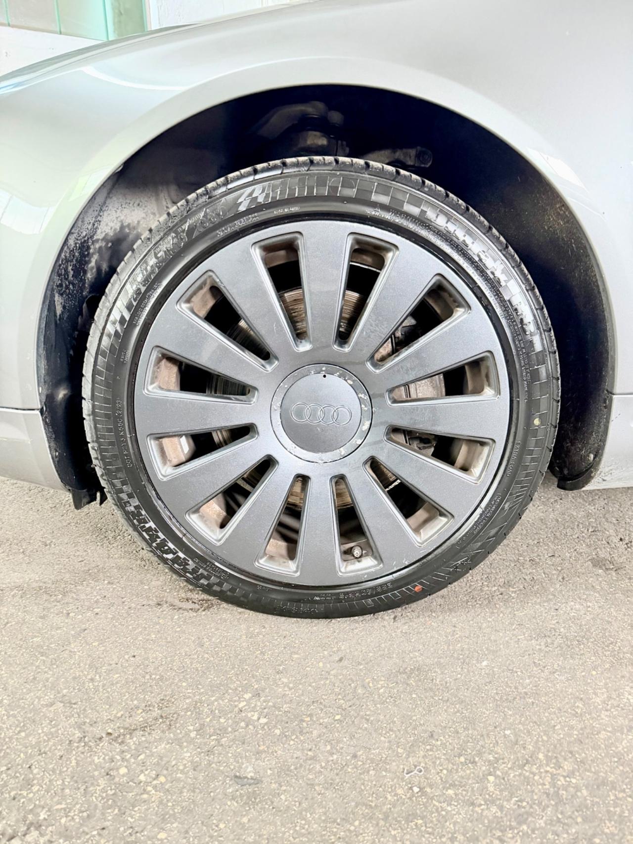 Audi A8 4.2 V8 TDI F.AP. quattro tiptronic