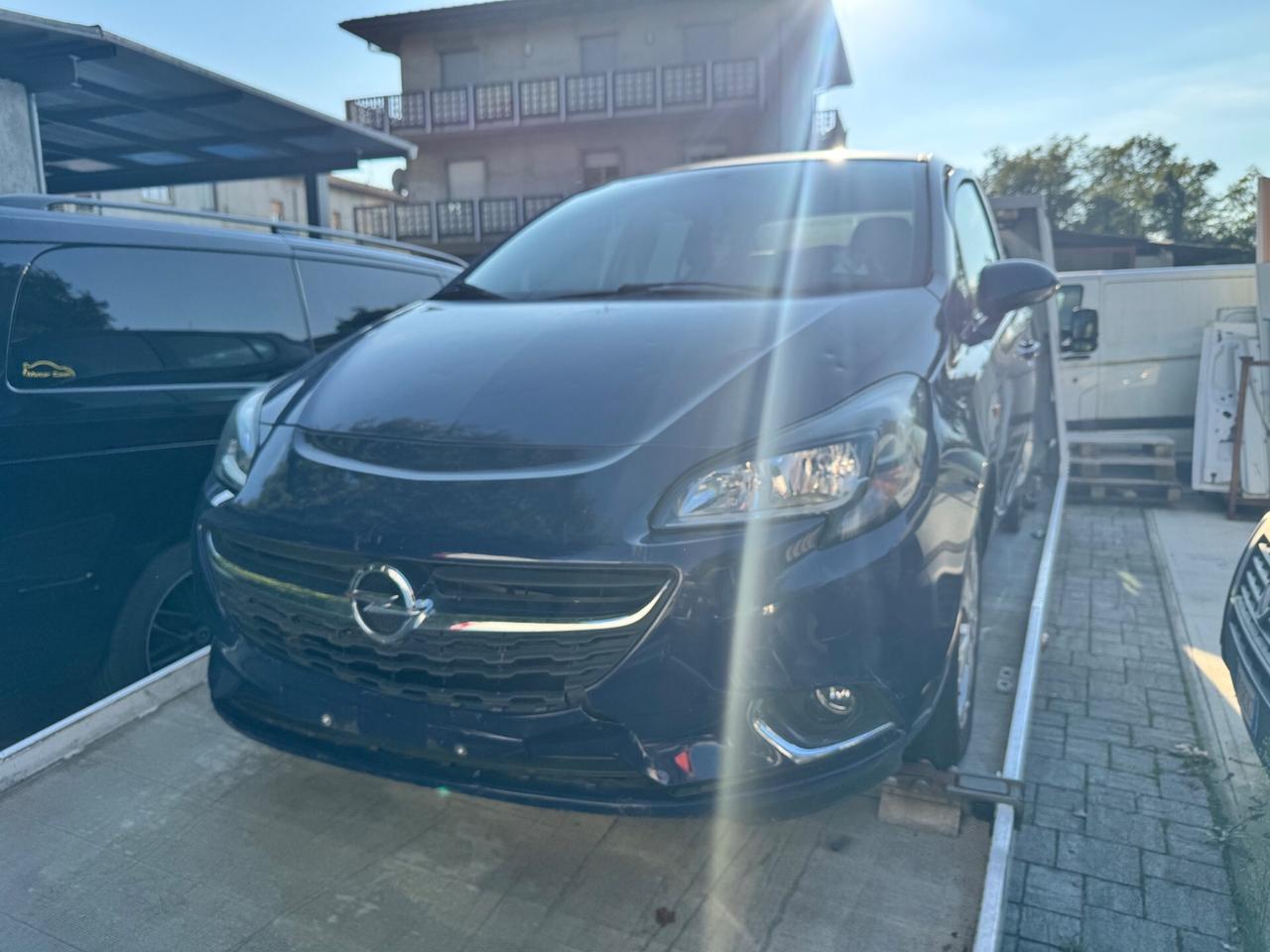 Opel Corsa INCIDENTATA