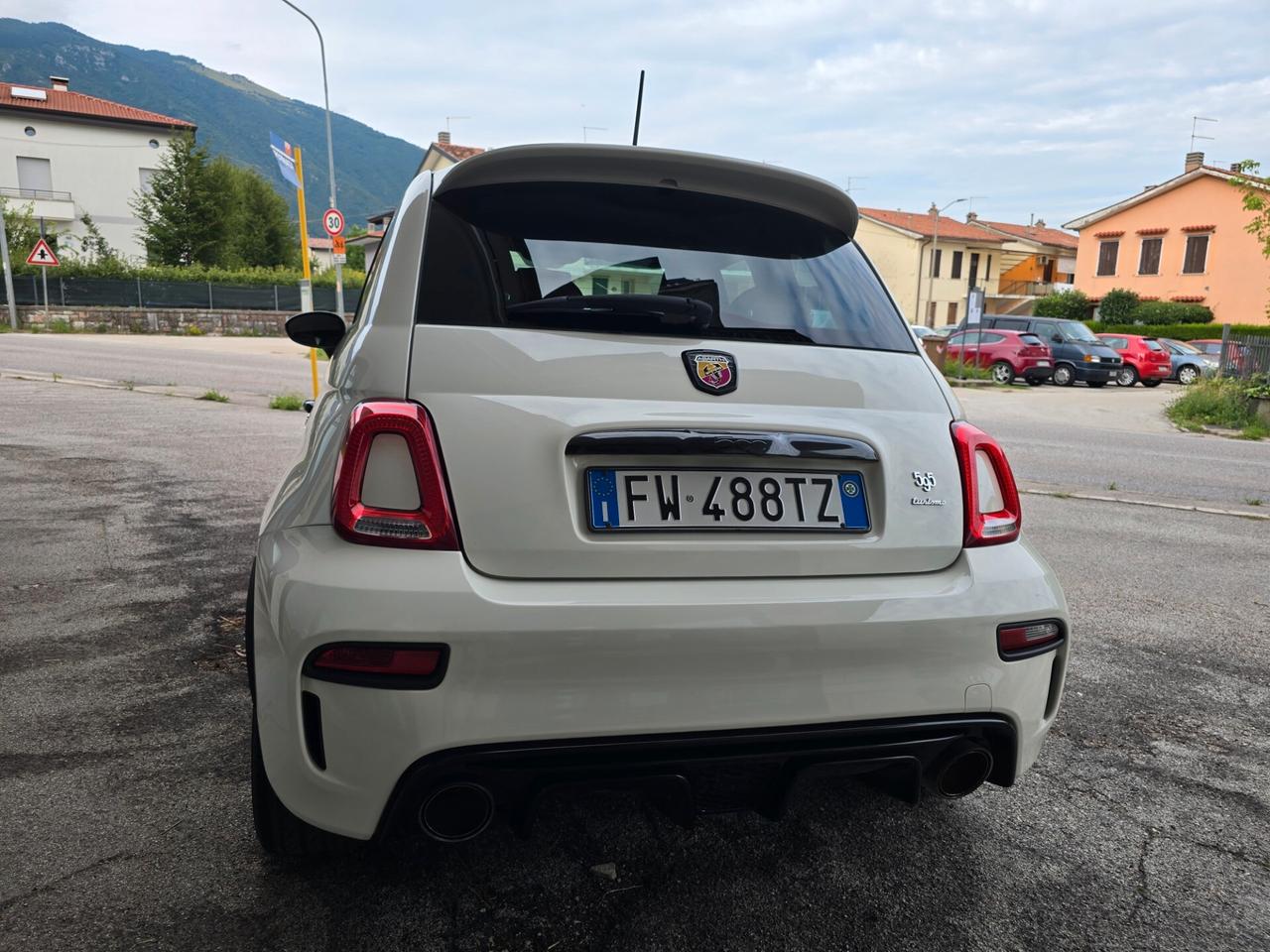 Abarth 595 1.4 Turbo T-Jet 165 CV Turismo