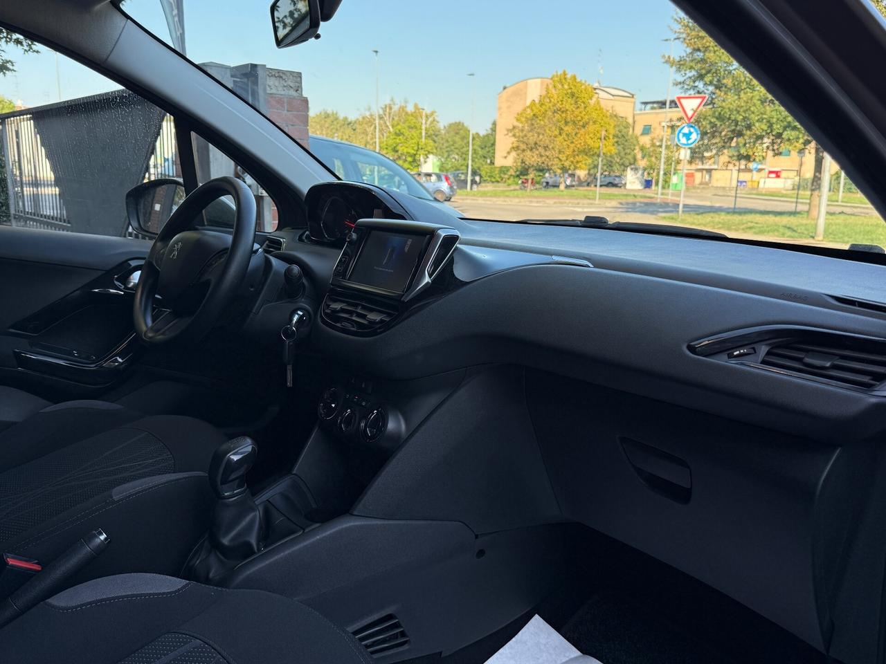 Peugeot 208 1.4 HDi 68 CV 5 porte Allure