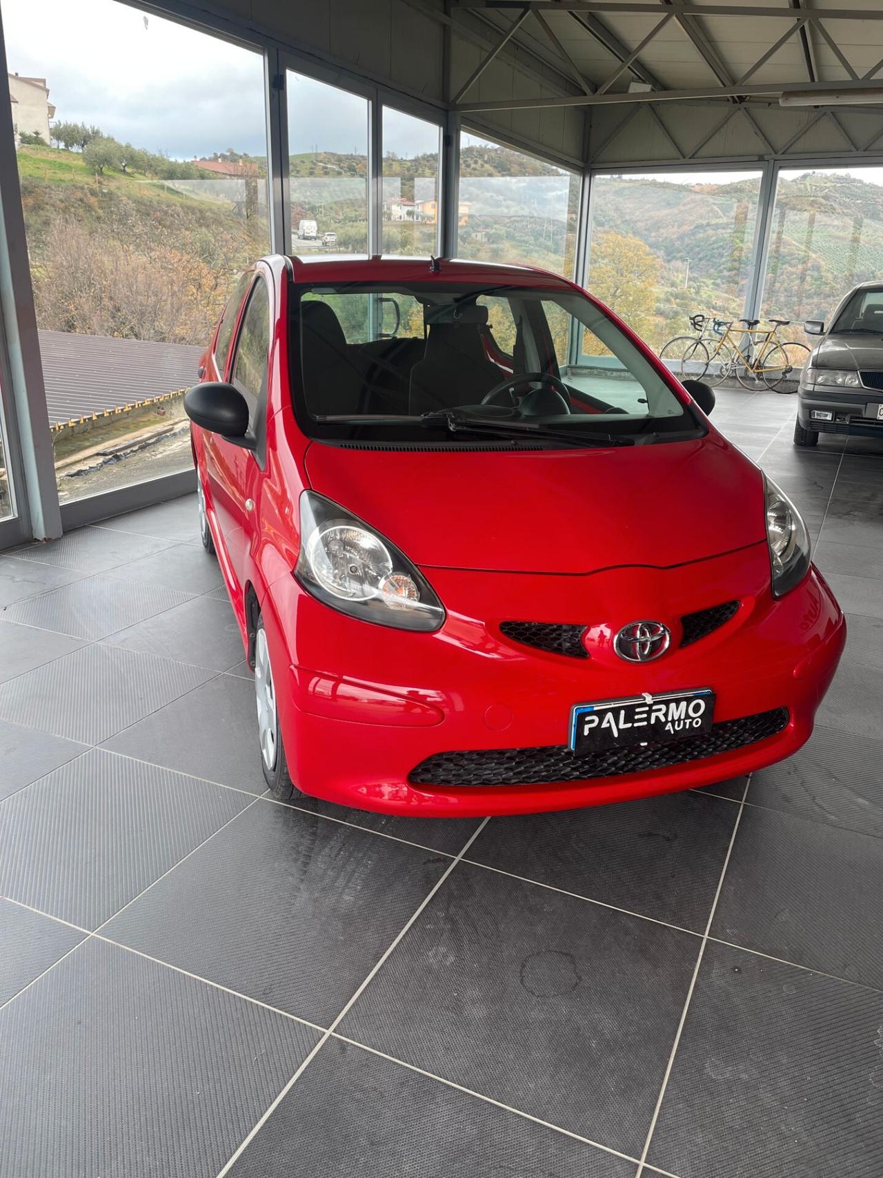 Toyota Aygo 1.0 12V VVT-i 5 porte