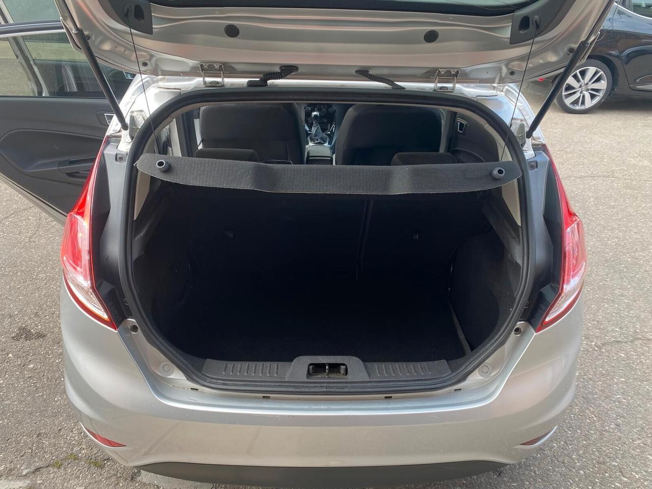 Ford Fiesta 1.4 Titanium GPL - NEOPATENTATI - GARANZIA 12 MESI