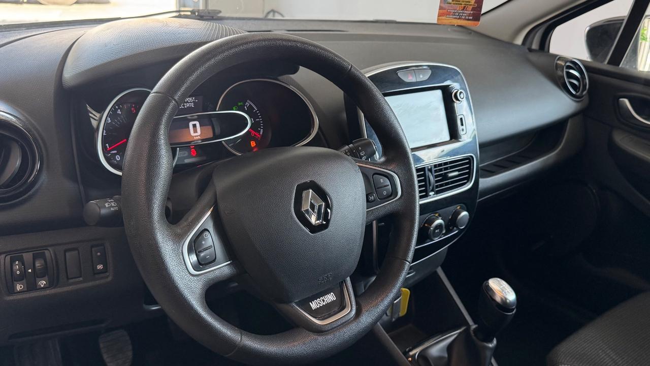 Renault Clio dCi 8V 90 CV 5 porte Moschino Life