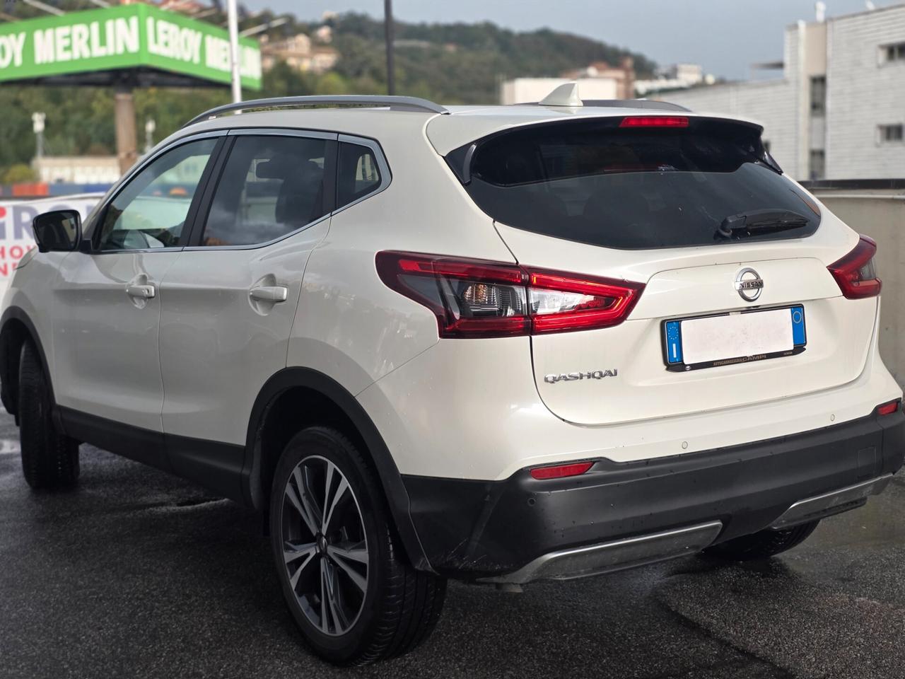 Nissan Qashqai 1.3 DIG-T 140 CV Tekna+