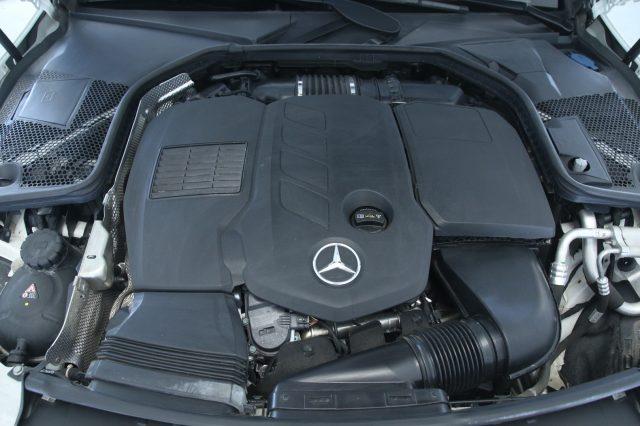 MERCEDES-BENZ C 300 d Auto 4Matic Coupé AMG Pack/RETROCAMERA