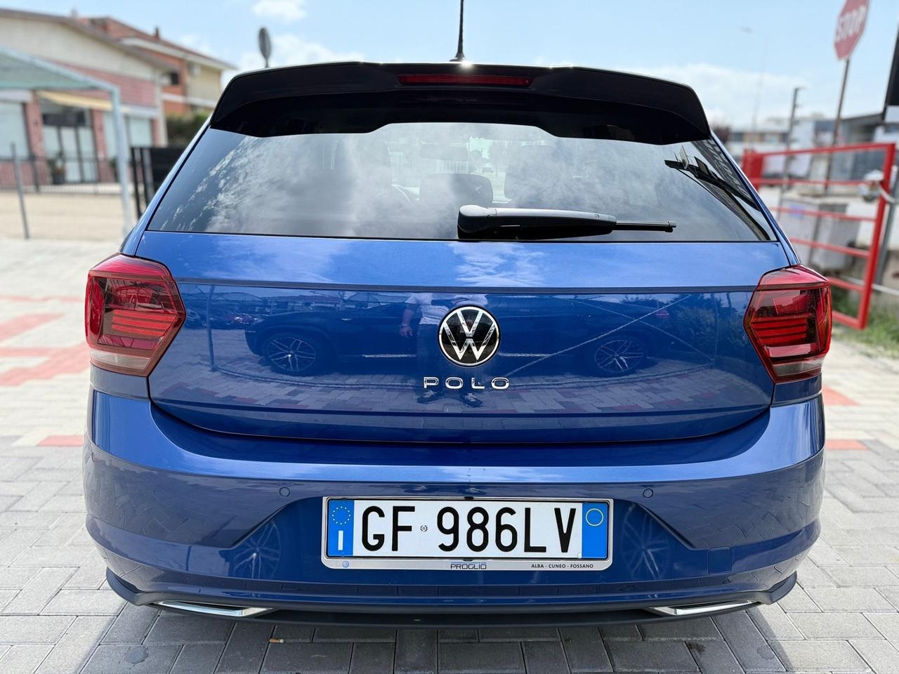 Volkswagen Polo 1.0 TSI R-Line NEOPATENTATI