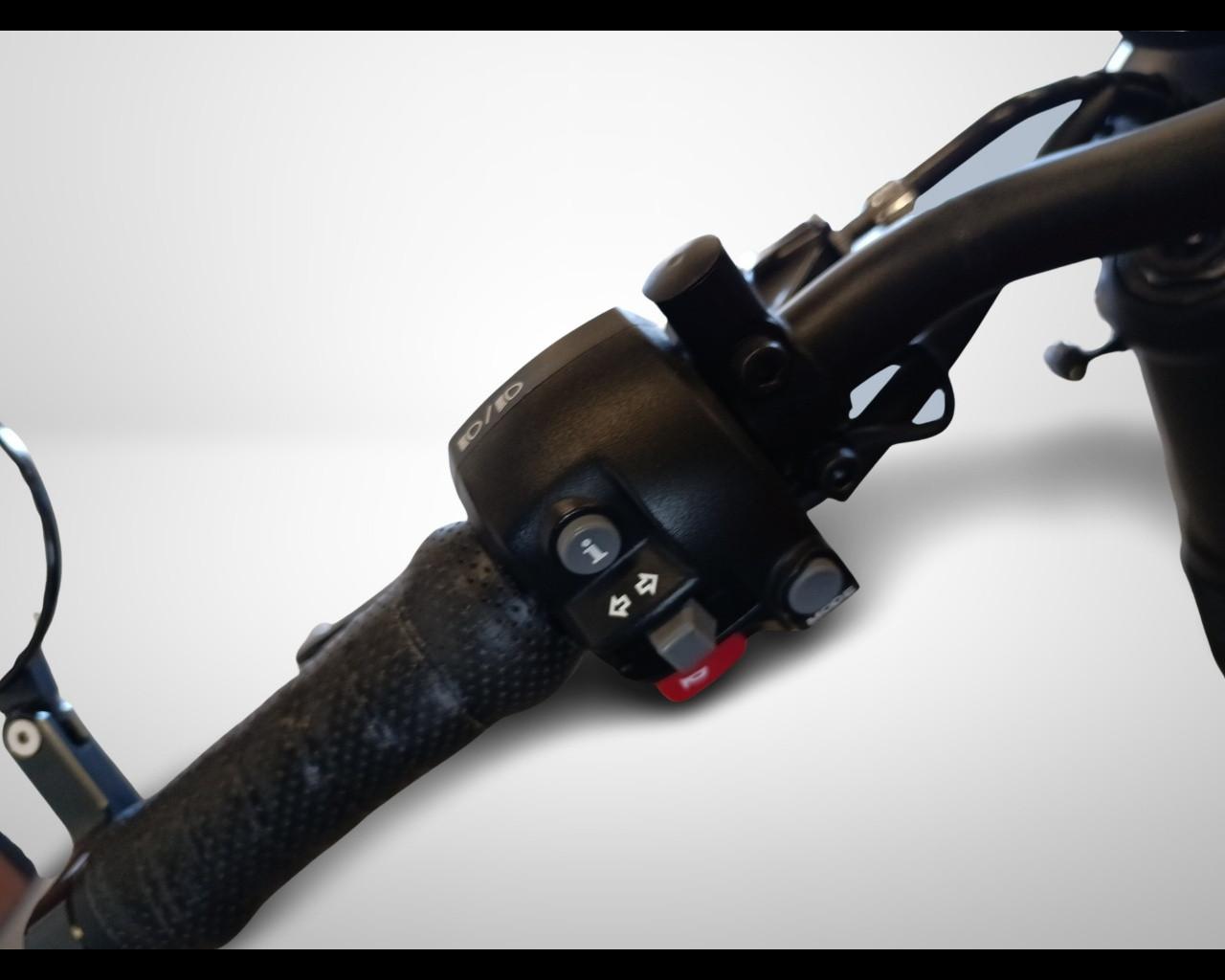 TRIUMPH Street Scrambler - Triumph Street Scrambler (2021 —> 2023)