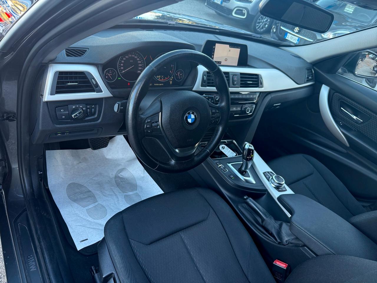 " PERFETTA" Bmw 318d Business Advantage aut.