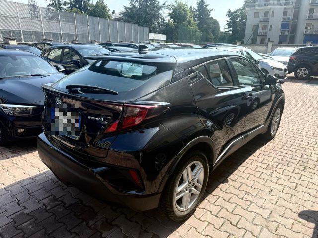 TOYOTA C-HR 1.8 Hybrid E-CVT Active