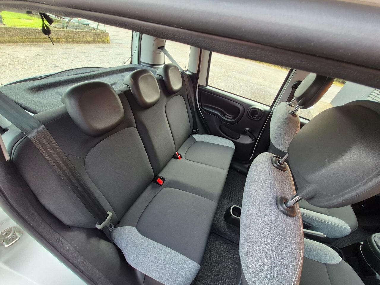 Fiat Panda 1.0 Hybrid 5 POSTI