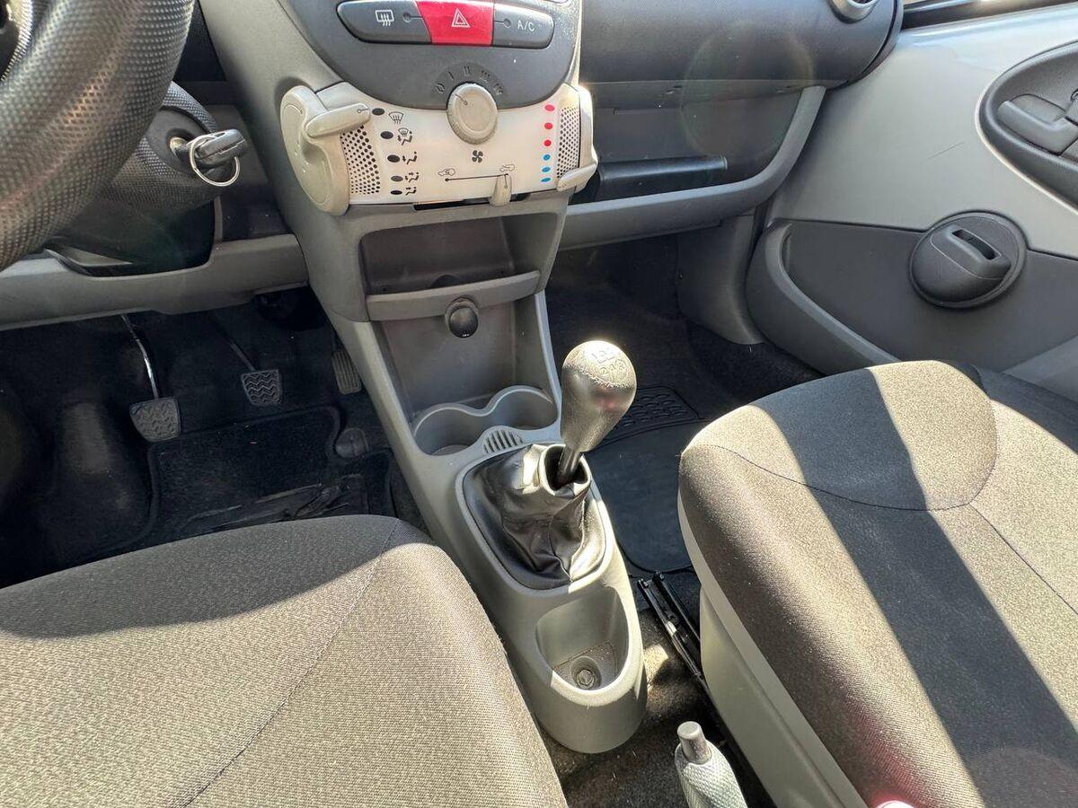 Toyota Aygo 1.0 Sol 5p FL