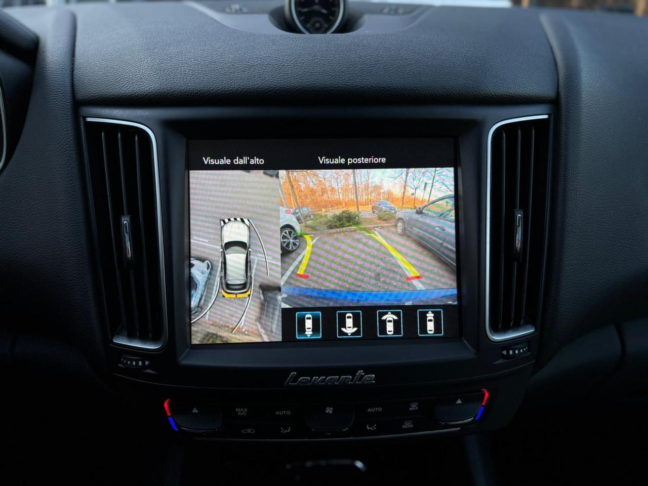 Maserati Levante V6 AWD Gransport 350CV •TETTO•PELLE BEIGE•