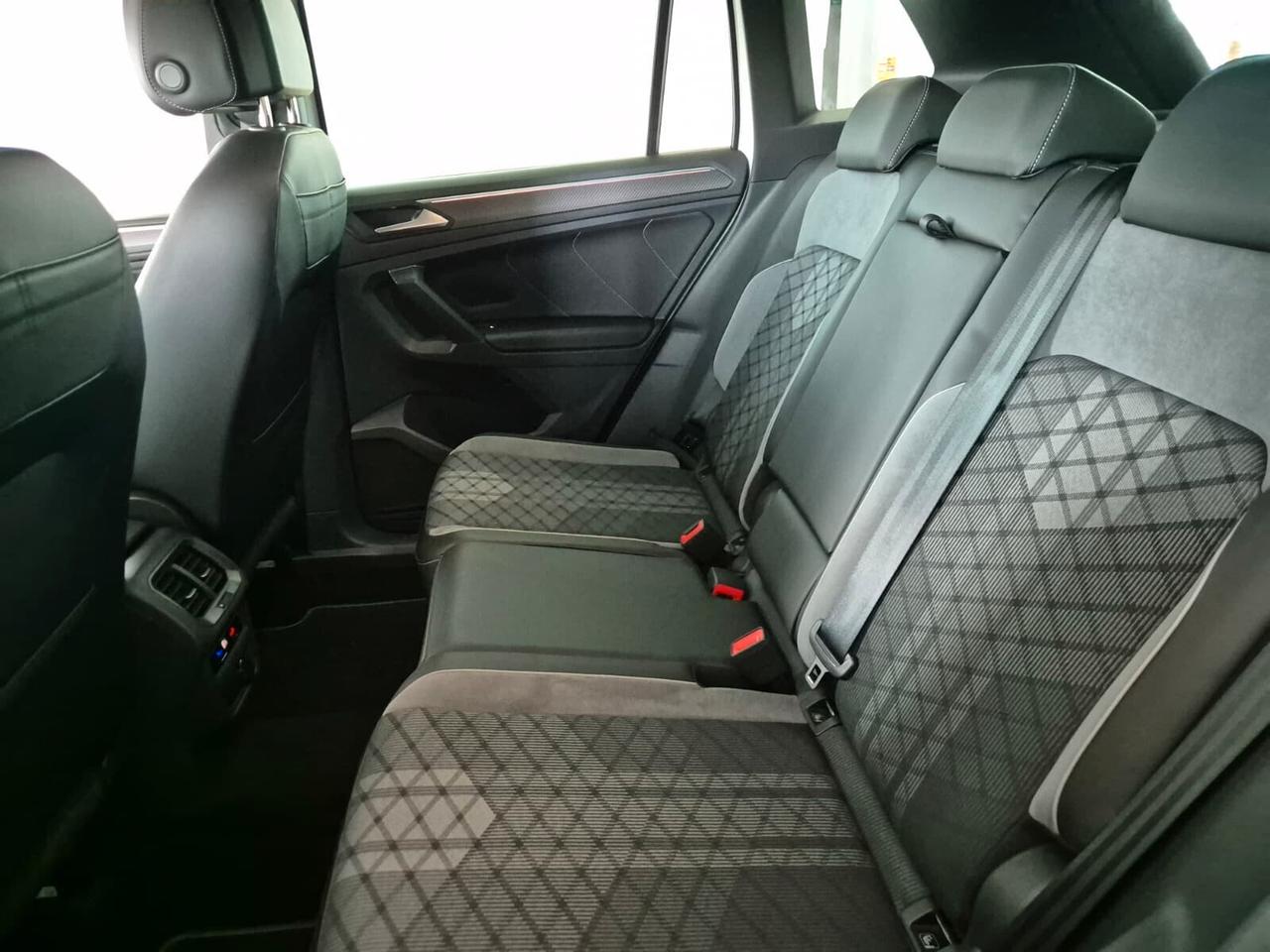 Volkswagen Tiguan R-Line 2.0 TDI 150CV DSG