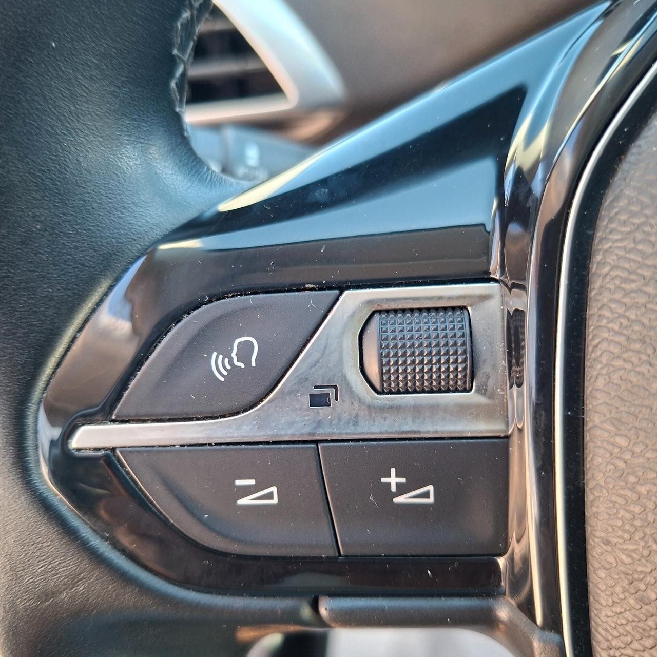 Peugeot 3008 1.5 Bluehdi 130 Cv Active