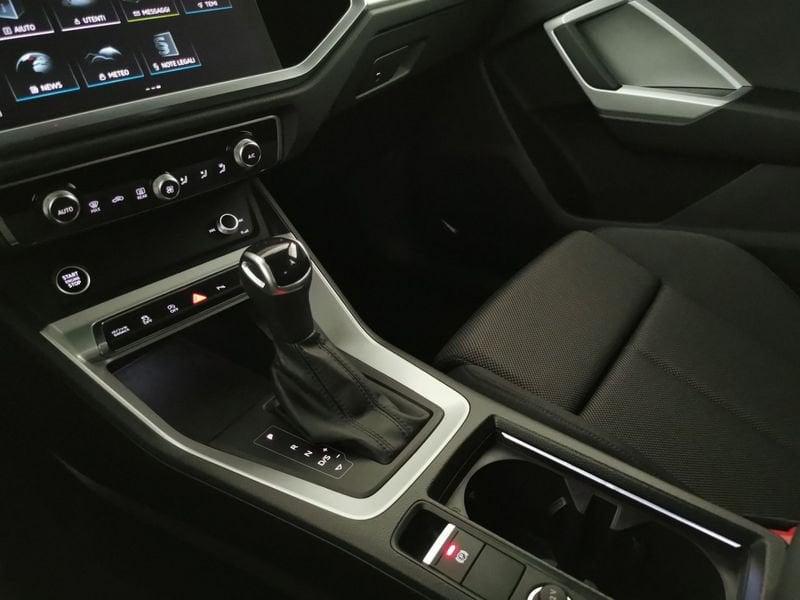 Audi Q3 Sportback 35 2.0 tdi S line edition s-tronic