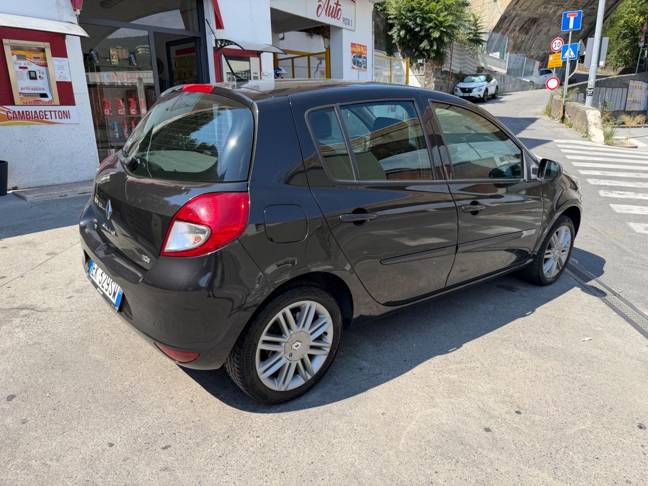 RENAULT CLIO 1.2 TCE 100CV NEOPATENTATI