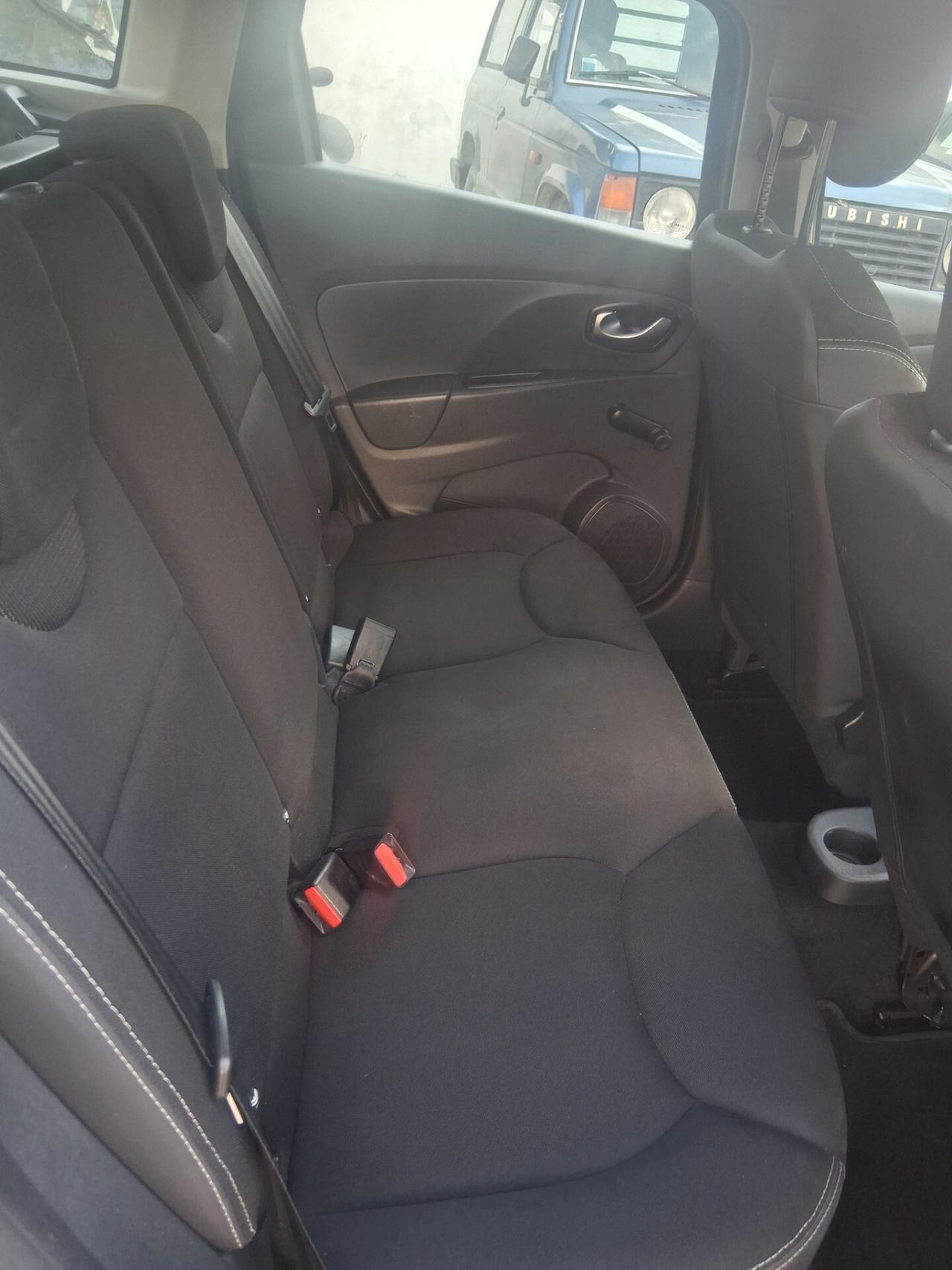 Renault Clio dCi 8V 75 CV Start&Stop 5 porte Energy Duel