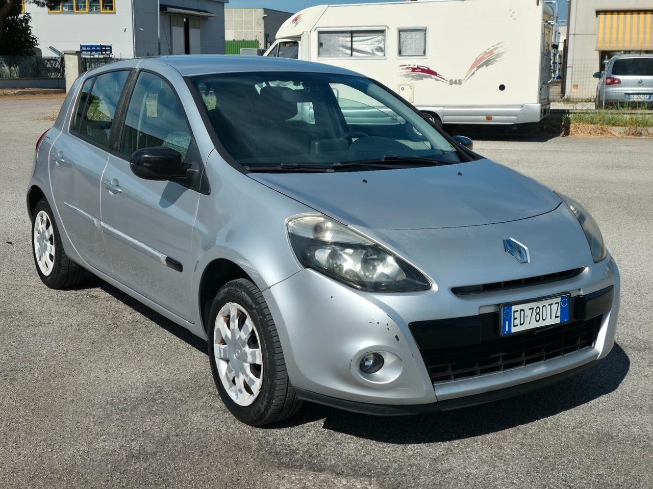 Renault Clio 1.2 benzina 2010 5 porte Luxe
