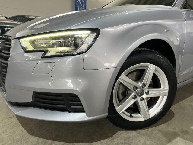 AUDI A3 SPB 30 TDI Stronic Business Navi/Xenon/Led/Park