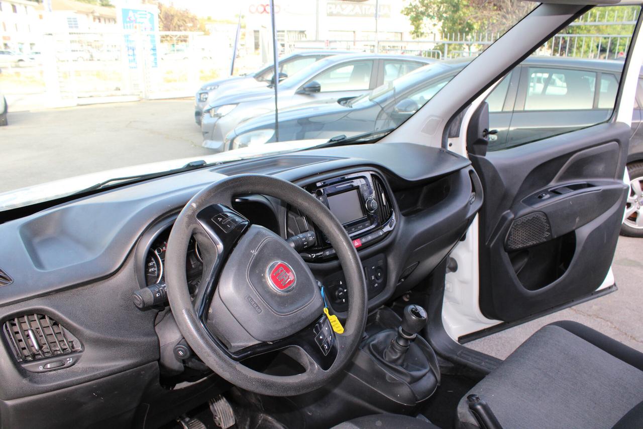FIAT DOBLO' 1.6 MJET 105CV PL-TN Cargo Maxi Lamierato SX 3 posti