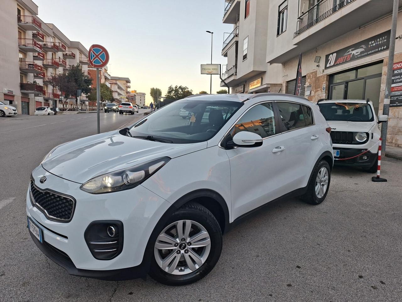 Kia Sportage 1.7 CRDI Cool * Navi * Garantita 12 Mesi