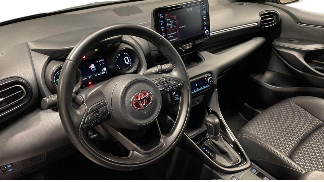 Toyota Yaris 1.5 130 Hybrid 5 porte Lounge PREZZO REALE