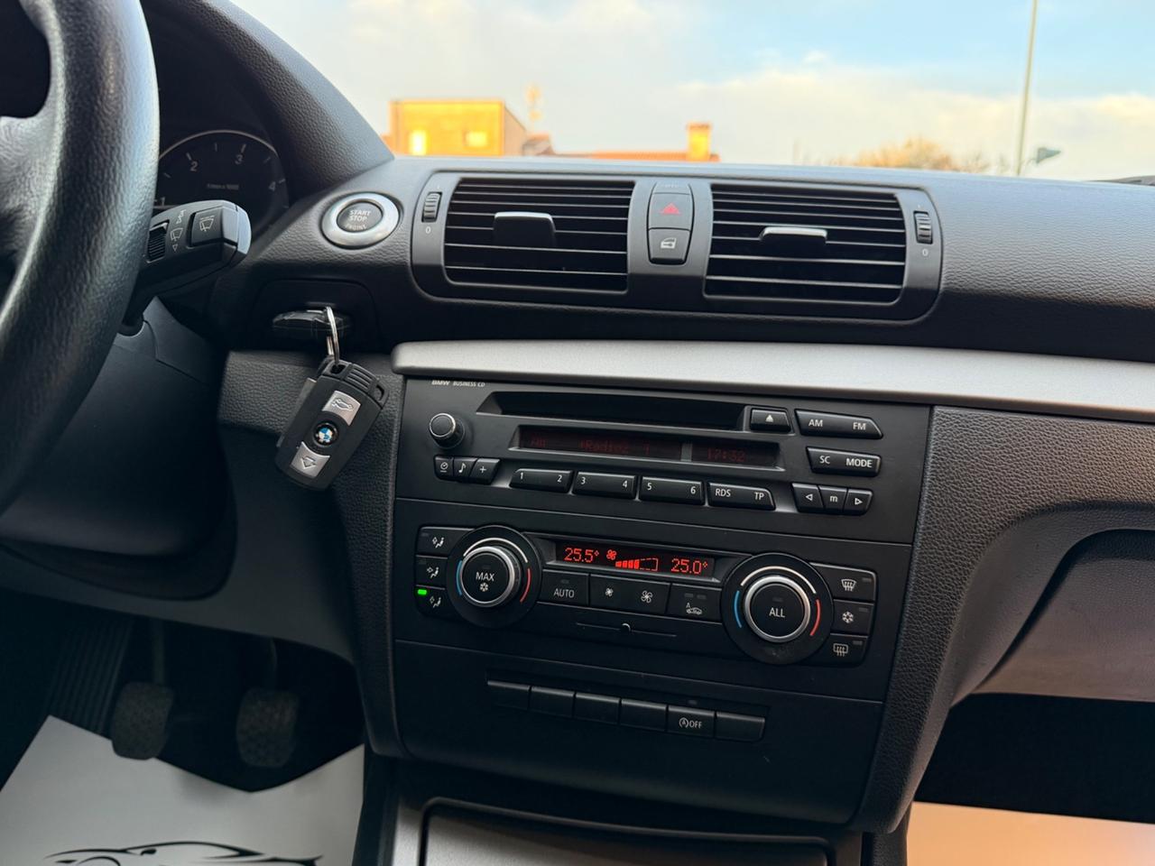 Bmw 116D 2.0 116CV 5 porte OK Neopatentati