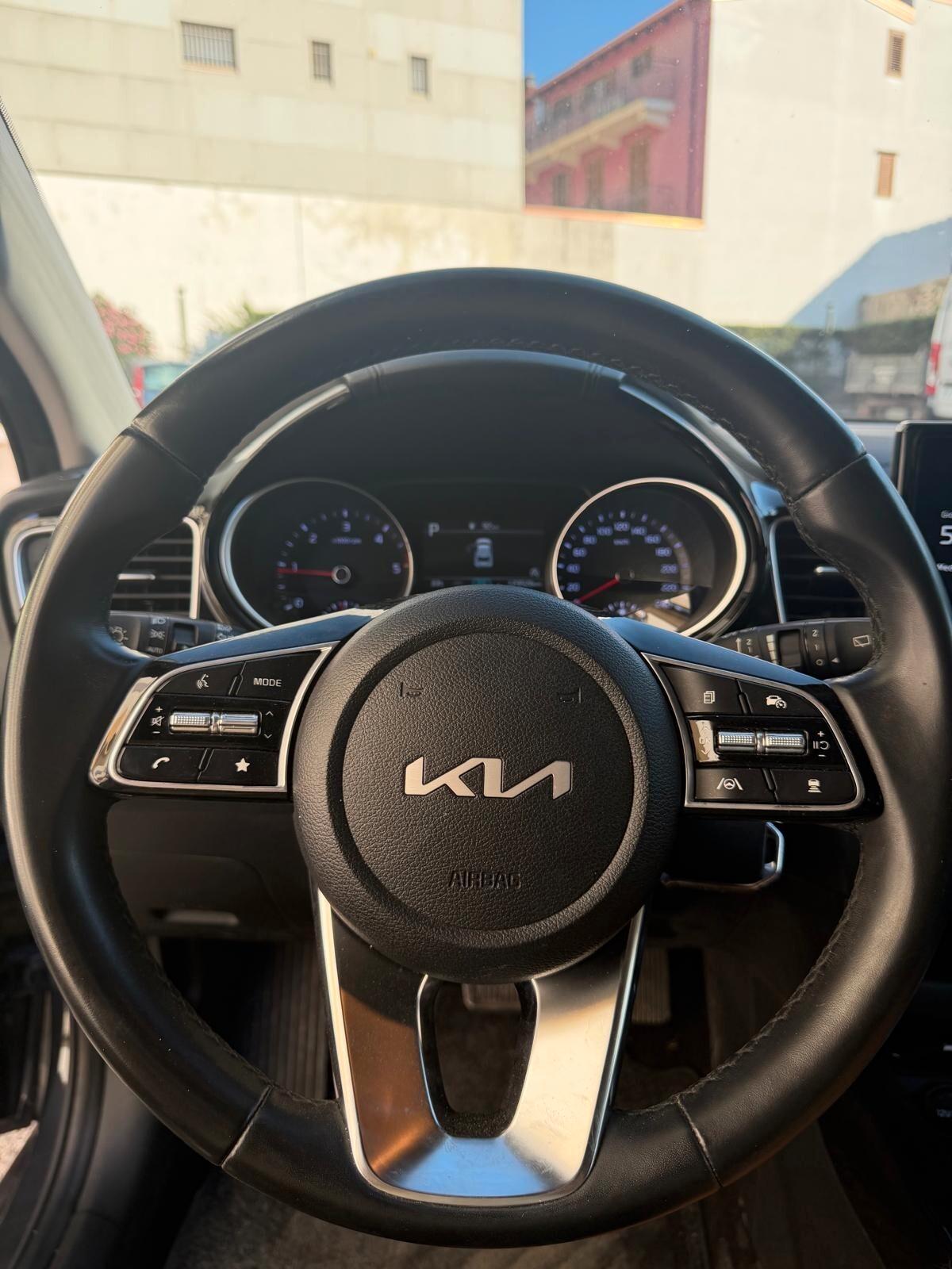 Kia XCeed 1.6 CRDi 136 CV MHEV DCT Business