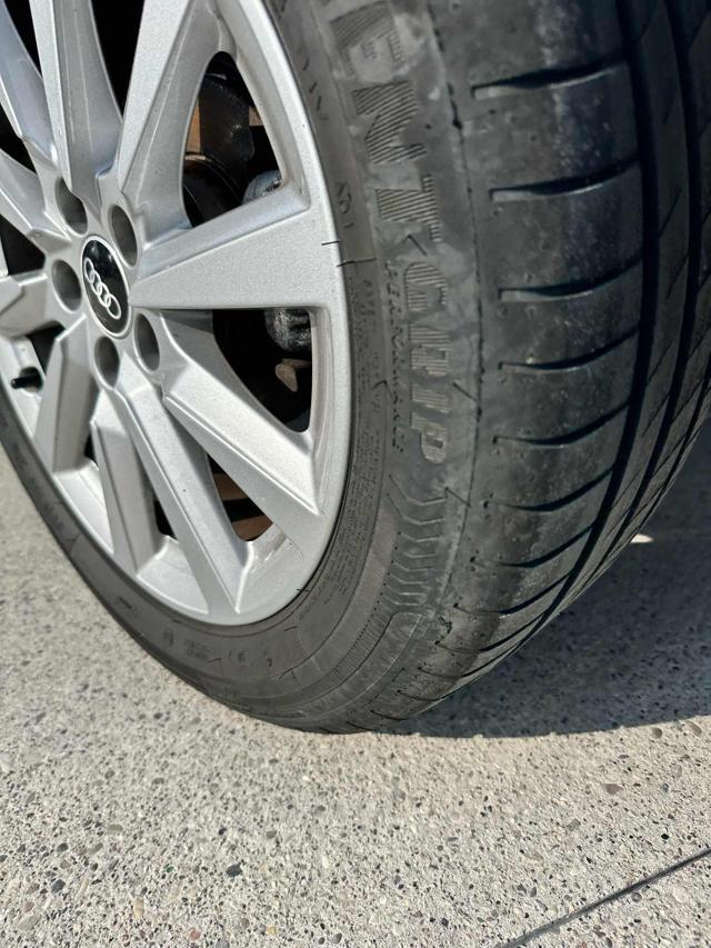 AUDI A1 citycarver 30 TFSI Identity Contrast