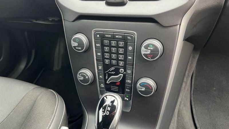 Volvo V40 2.0 D2 Business Plus Geartronic my19 2.0 D2 BUSINESS