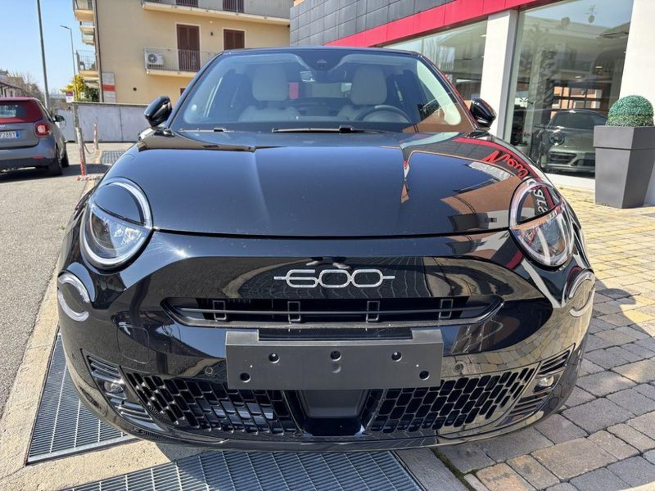 Fiat 600 Hybrid 110 CV DCT MHEV La Prima LED-CAM-18"