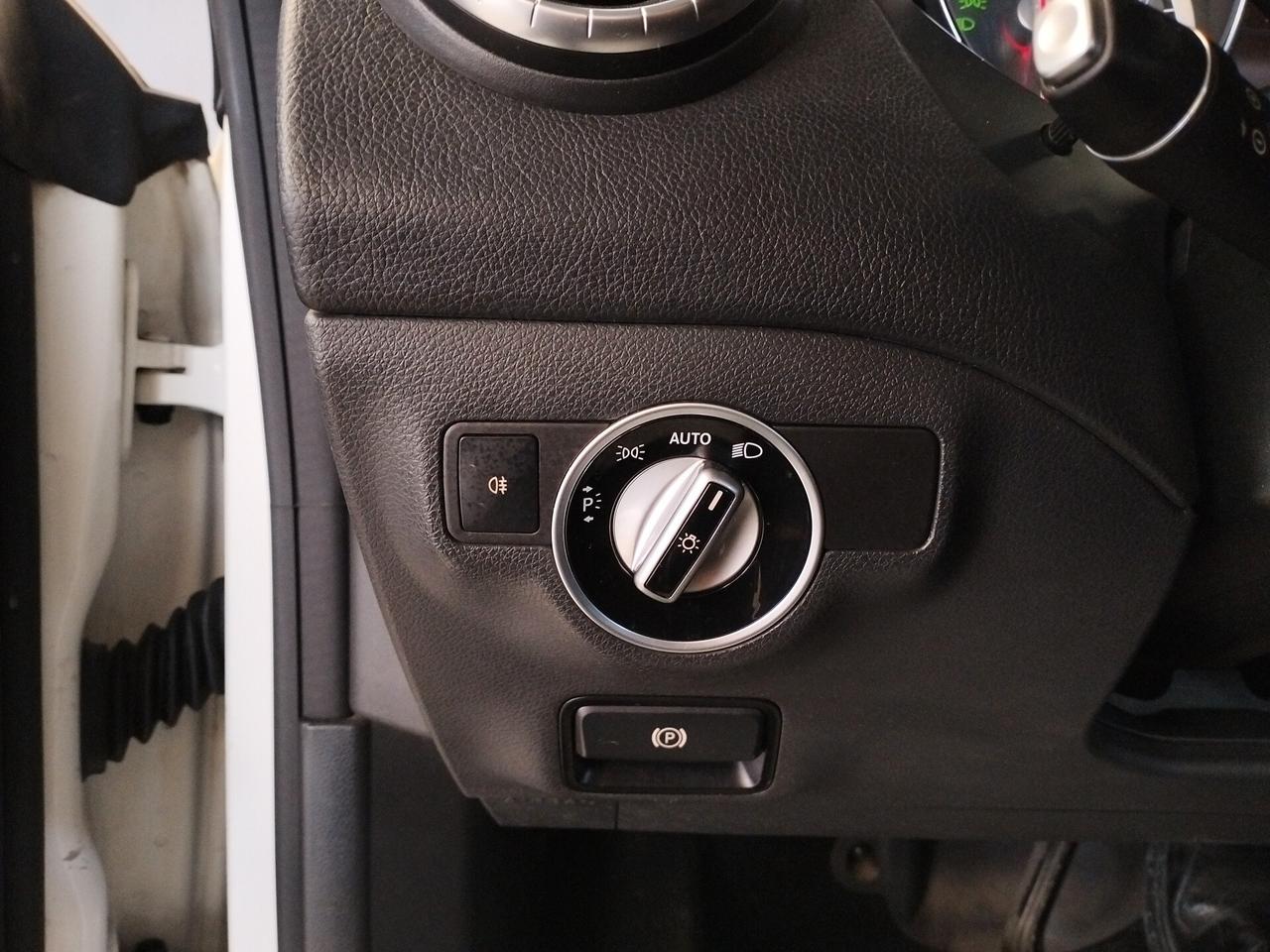 Mercedes-benz CLA 200 CDI Automatic Sport - NEOPATENTATI