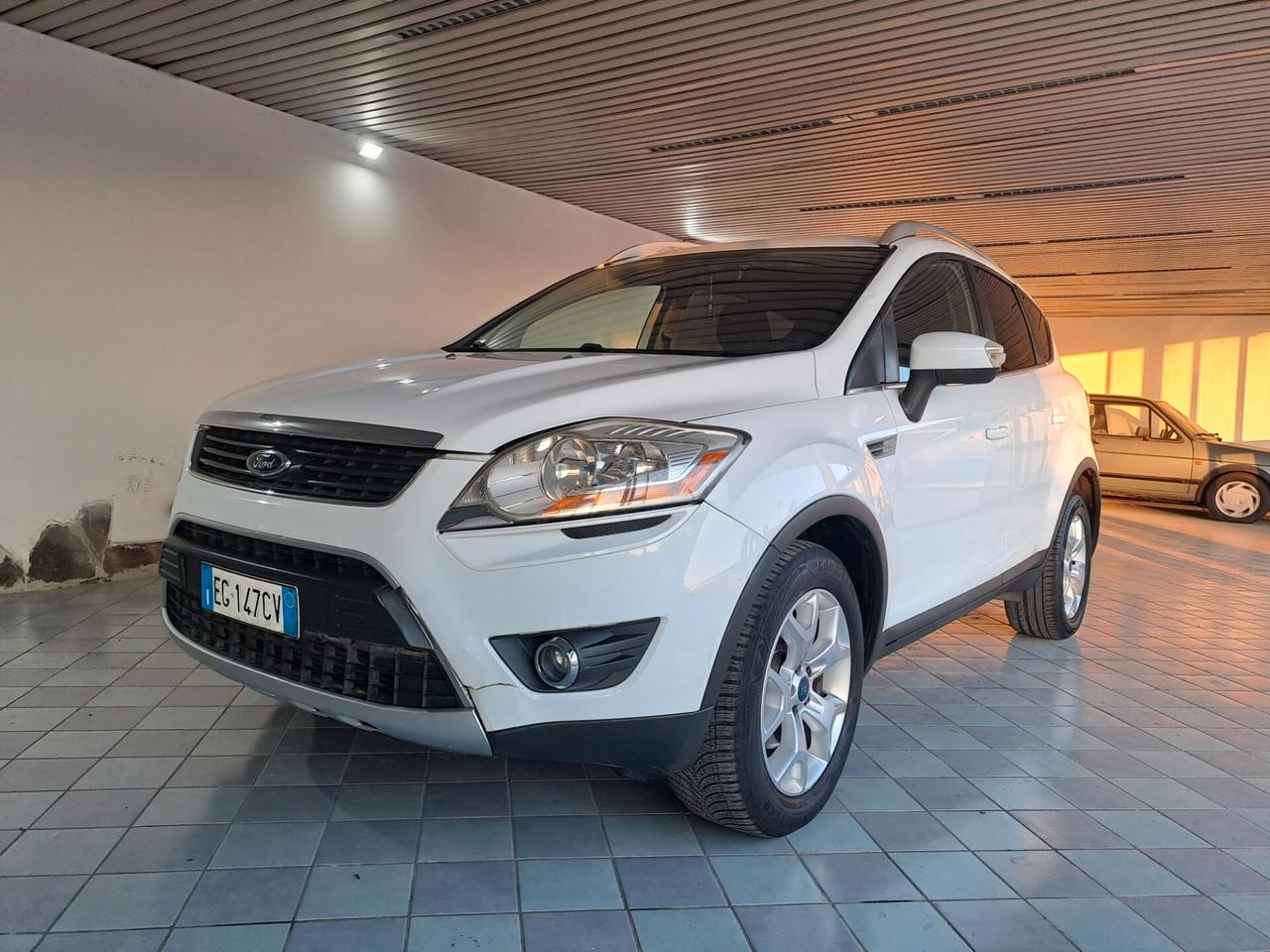 Ford Kuga 2.0 TDCi 140 CV 2WD Titanium DPF