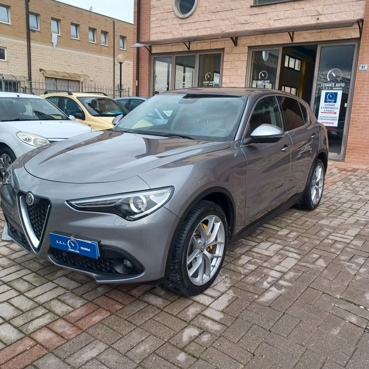 104.880 KM STELVIO 2.1 TDI AUTOM PARI AL NUOVO