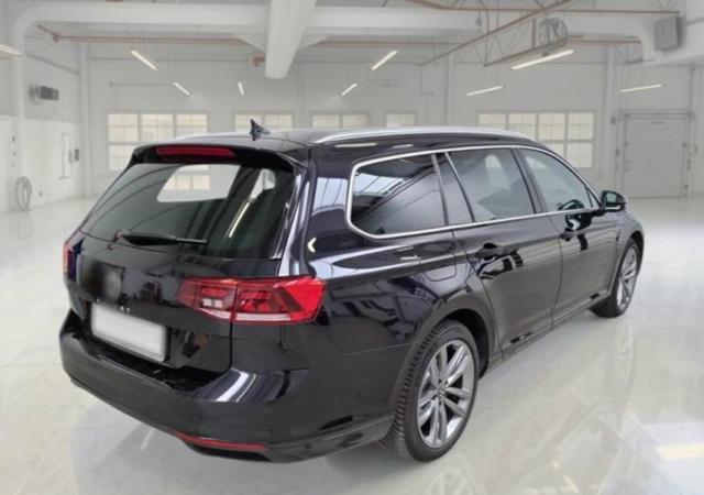 VOLKSWAGEN Passat Variant 2.0 TDI SCR 122 CV EVO DSG Business