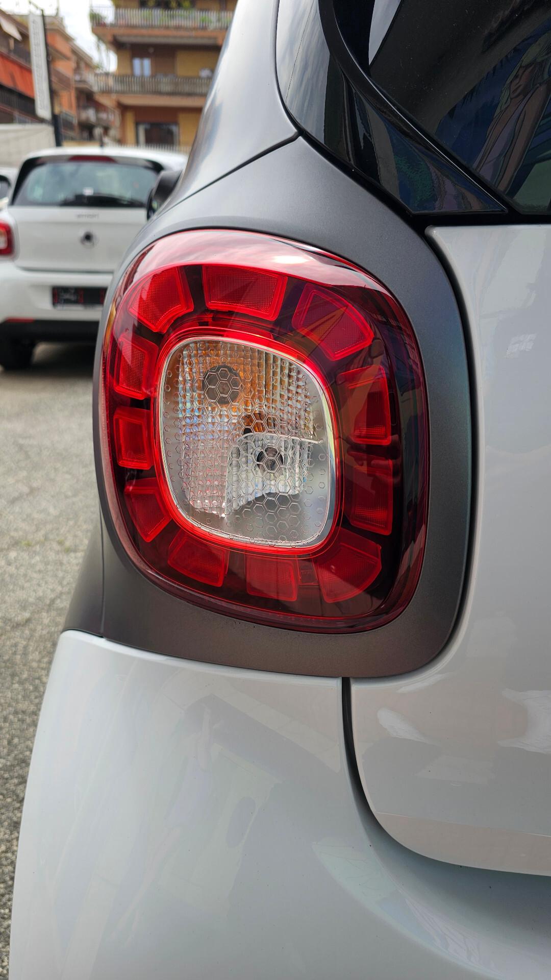 Smart ForTwo 90 0.9 Turbo twinamic Passion UNIPRO' NAV ANDROID TAGL UFF SENSORI