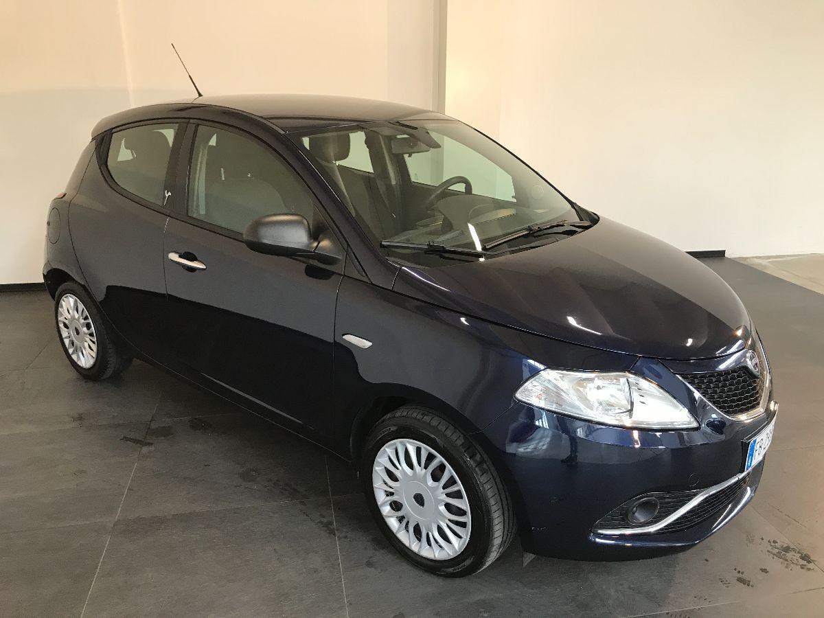 LANCIA Ypsilon 1.2 69 CV 5p. Gold