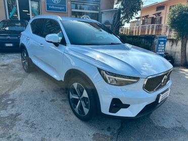 Volvo XC40 B3 automatico Core