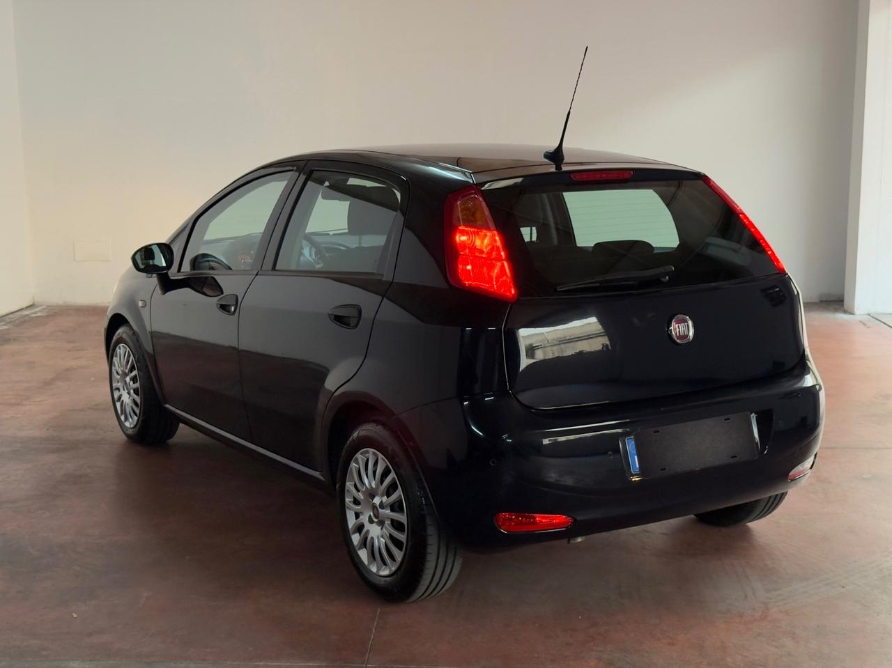 Fiat Punto 1.3 MJT II S&S 95 CV 5 porte Street