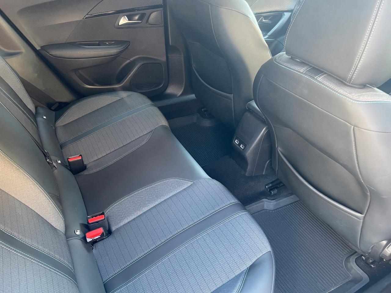 Peugeot 2008 UNICO PROPRIETARIO - SERVICE COMPLETO