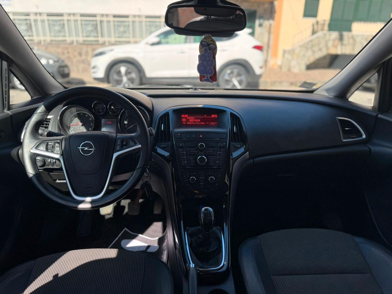 Opel Astra 1.4 Turbo 140CV 5 porte GPL Tech Cosmo