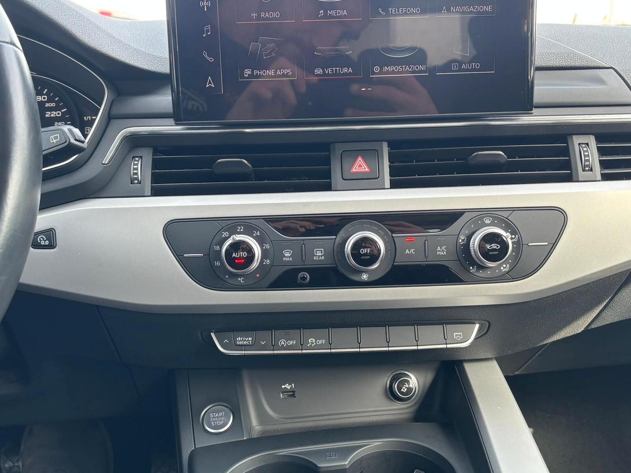 Audi A4 Avant 30 TDI/136 CV S tronic Advanced