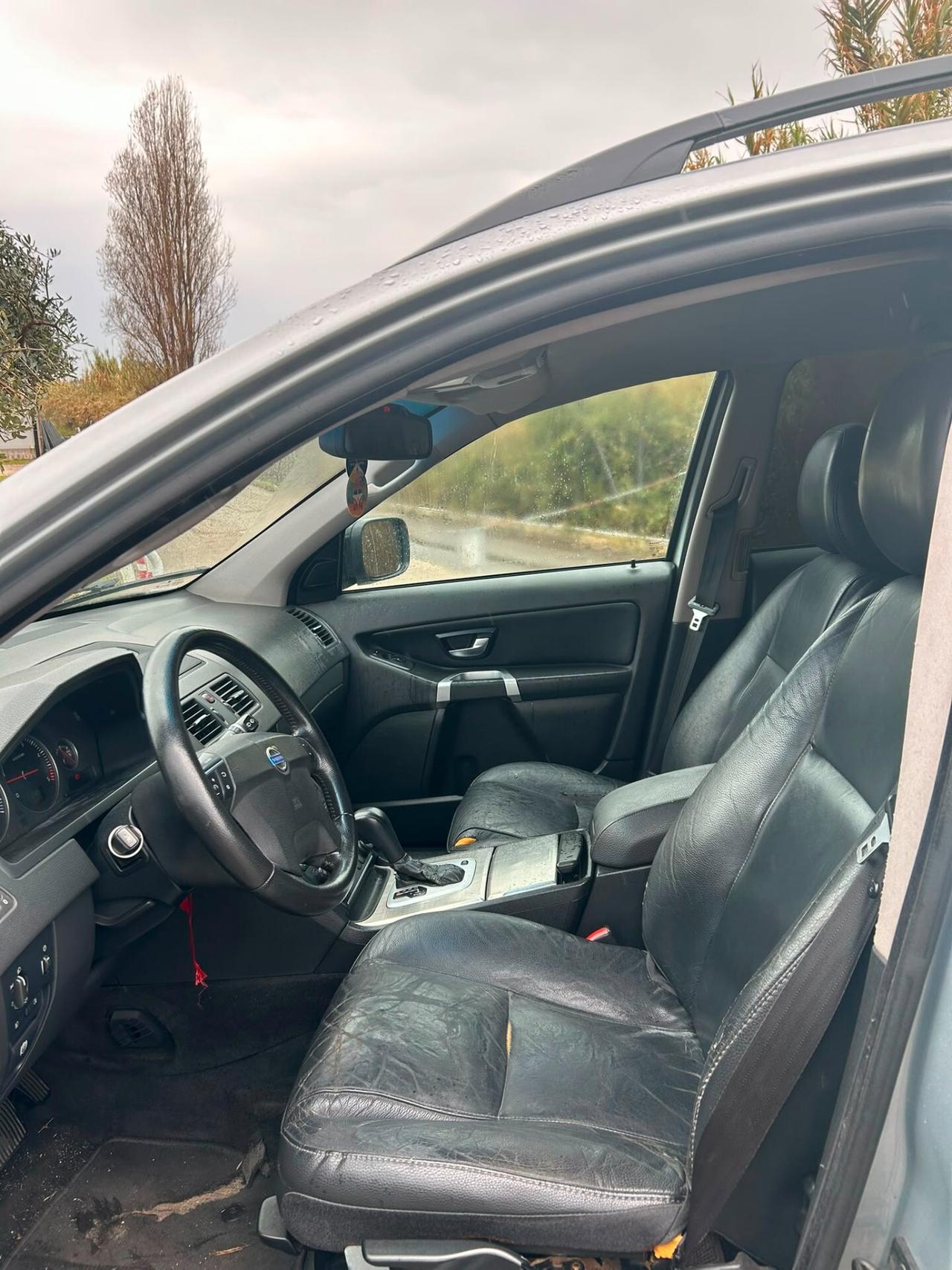 Volvo XC 90 XC90 2.4 D5 185 CV aut. AWD Executive OTTIMO STATO