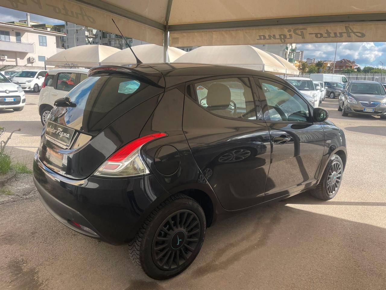 Lancia Ypsilon 1.2 69 CV 5 porte GPL Ecochic
