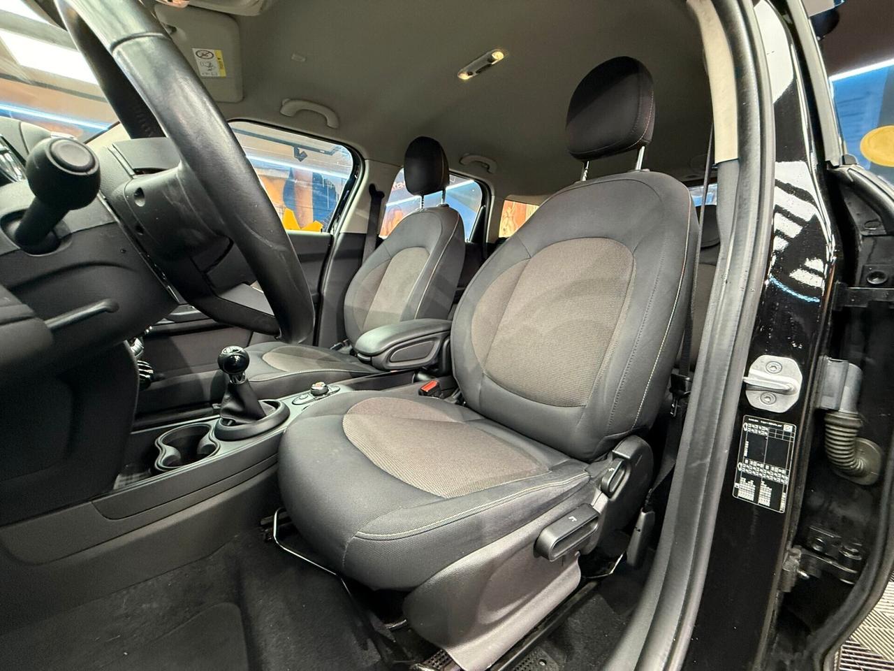 Mini One Countryman 1.5 D (329)