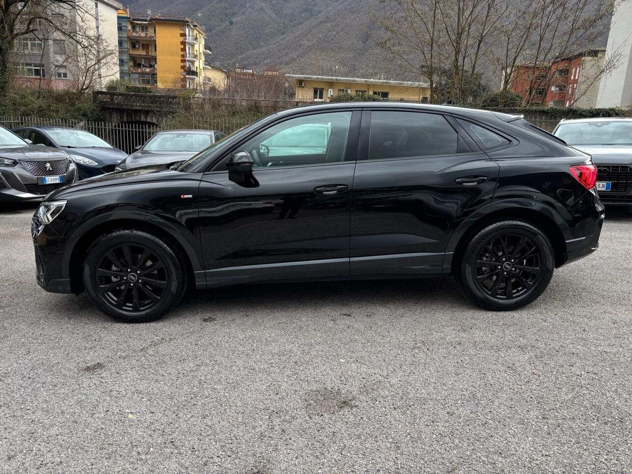 Audi Q3 SPB 35 TDI S tronic 150 CV S-LINE - MY 22